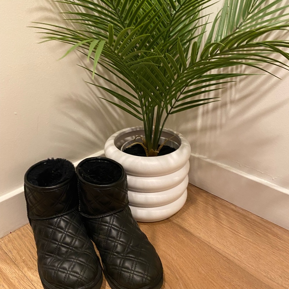 UGG Quilted Leather Black Quilted Ankle Boots 7